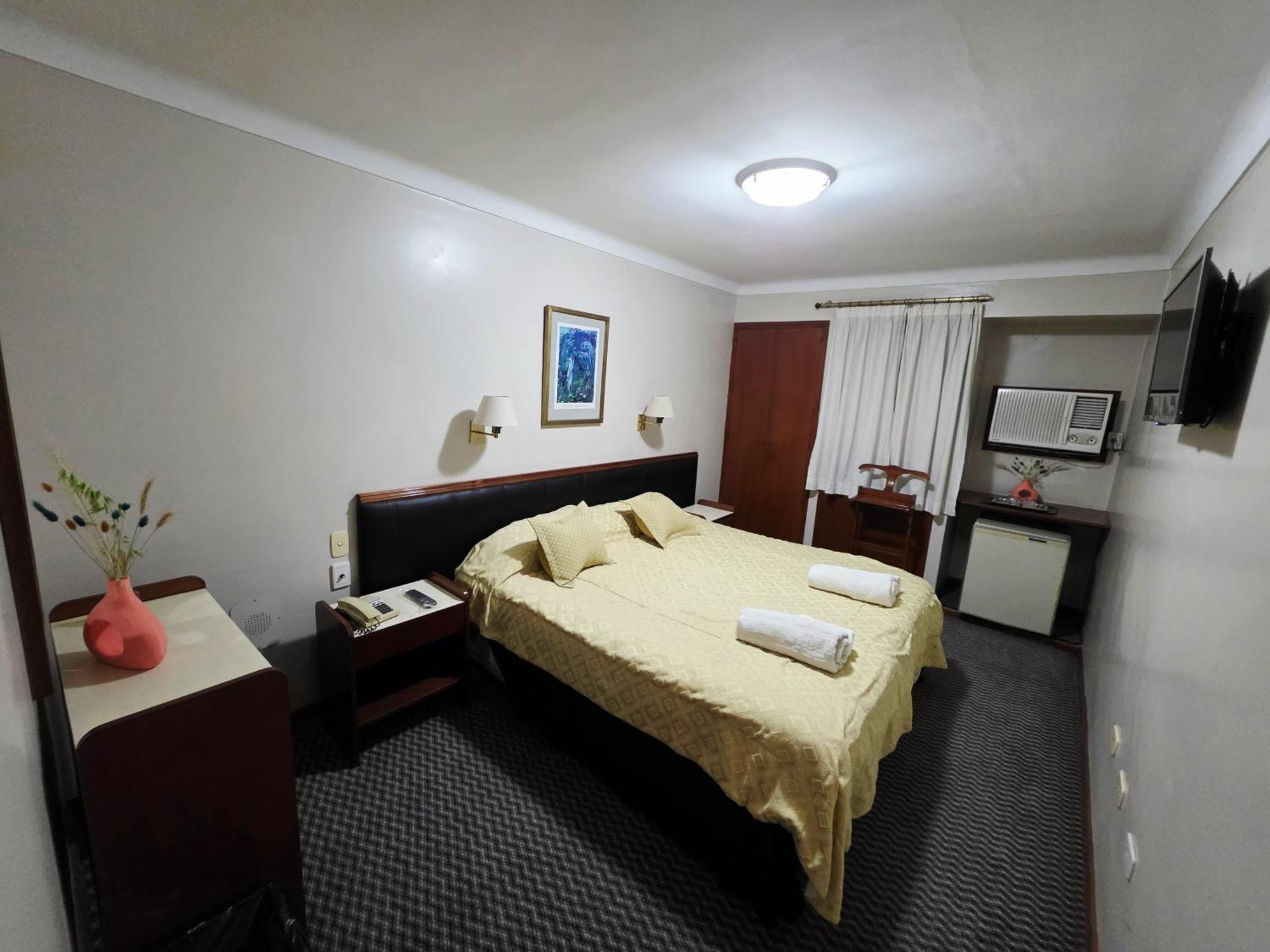 Hotel Presidente San Miguel de Tucumán المظهر الخارجي الصورة